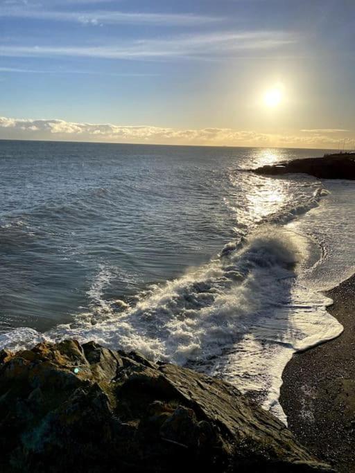 Greystones Marina View Penthouse Apartment ภายนอก รูปภาพ