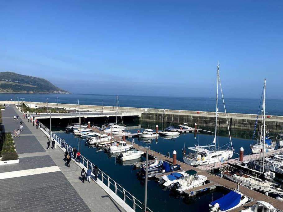 Greystones Marina View Penthouse Apartment ภายนอก รูปภาพ