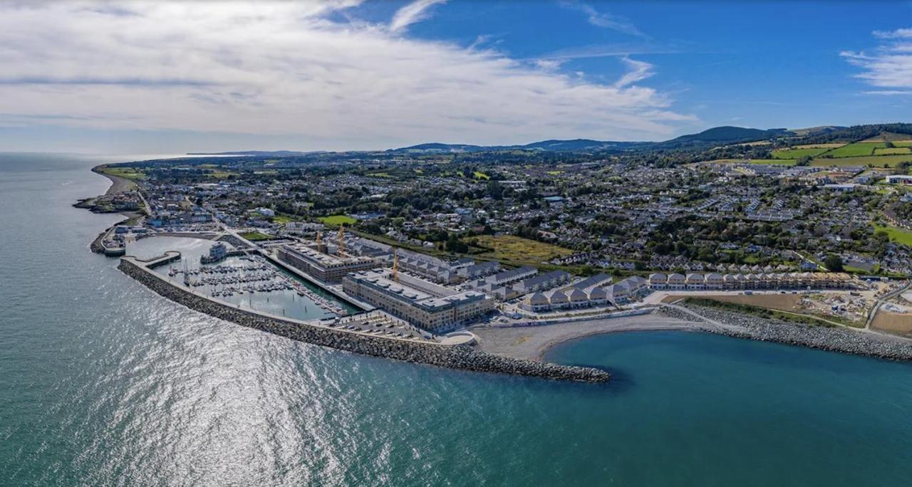 Greystones Marina View Penthouse Apartment ภายนอก รูปภาพ